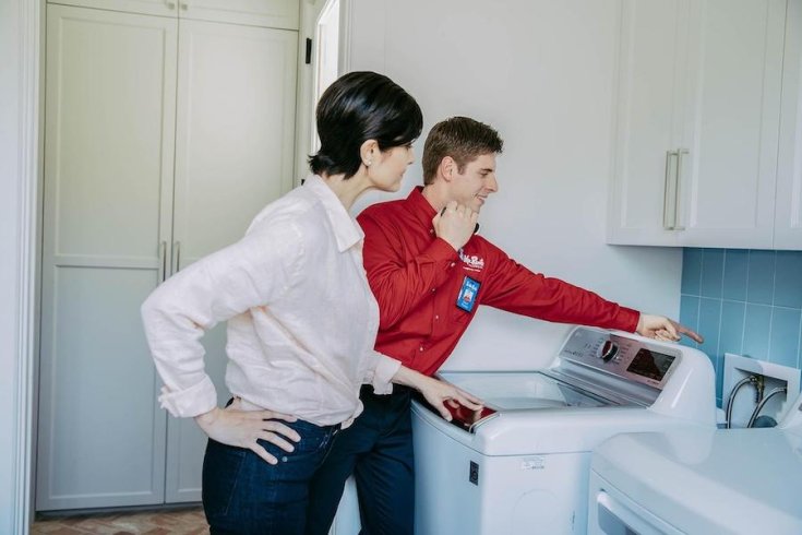 Do Plumbers Install Dishwashers?